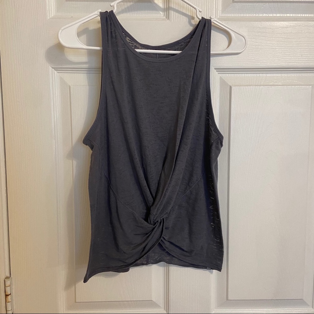 Lululemon breeze through twist tank
